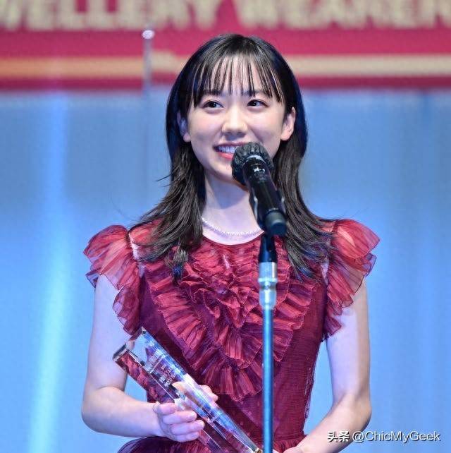 “选妃”名单全民反对！芦田爱菜被日本皇室列入(图9)